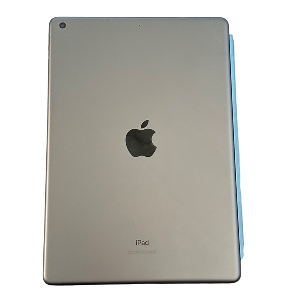 Apple iPad 8th Generation 2020 128GB 10.2” Space Gray - Picture 6 of 7